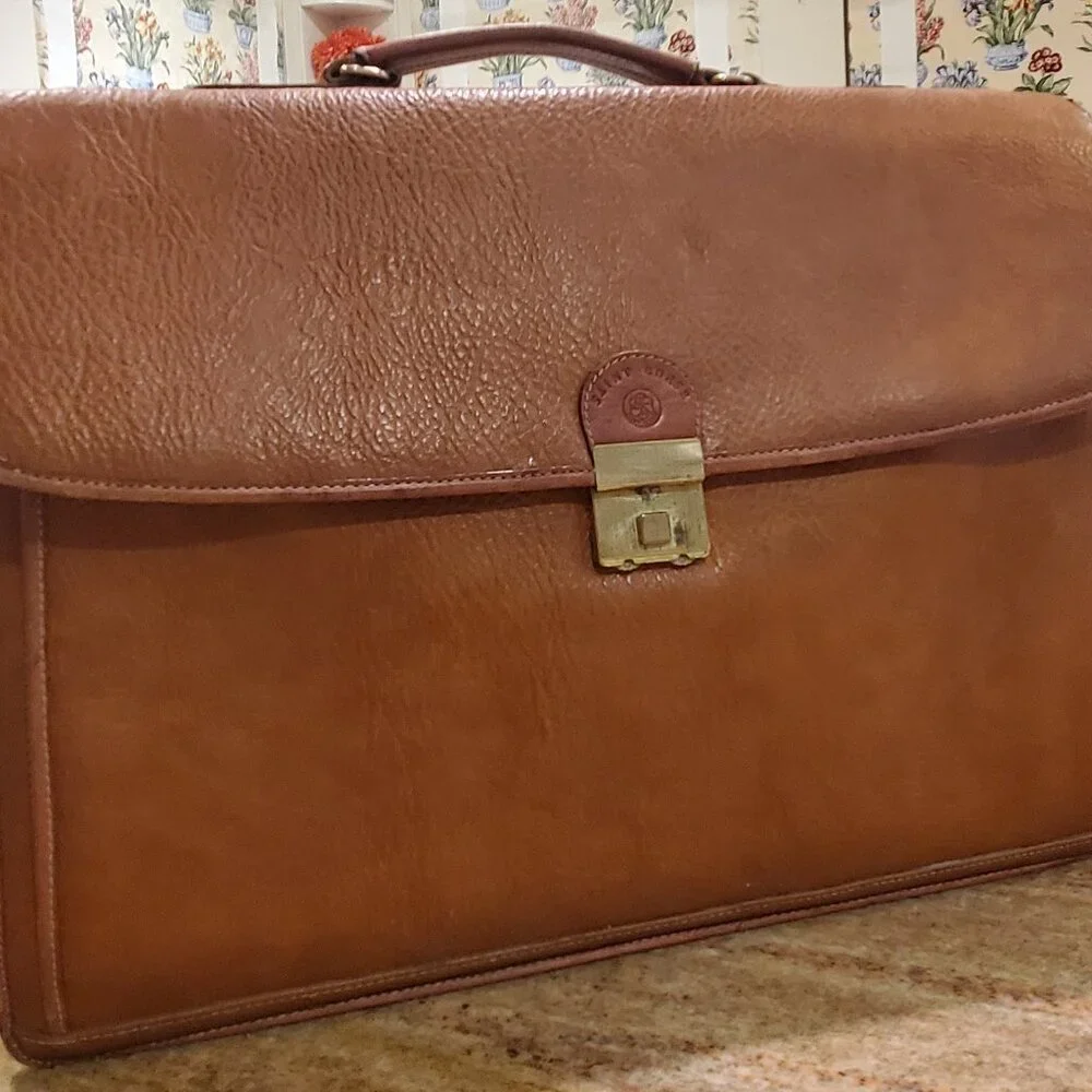 SAINT BORSE LEATHER SATCHEL